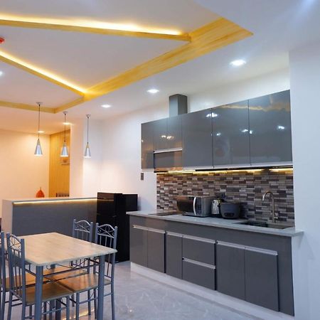 Cozy Entire Condo Unit With Pool Access Angeles Luaran gambar